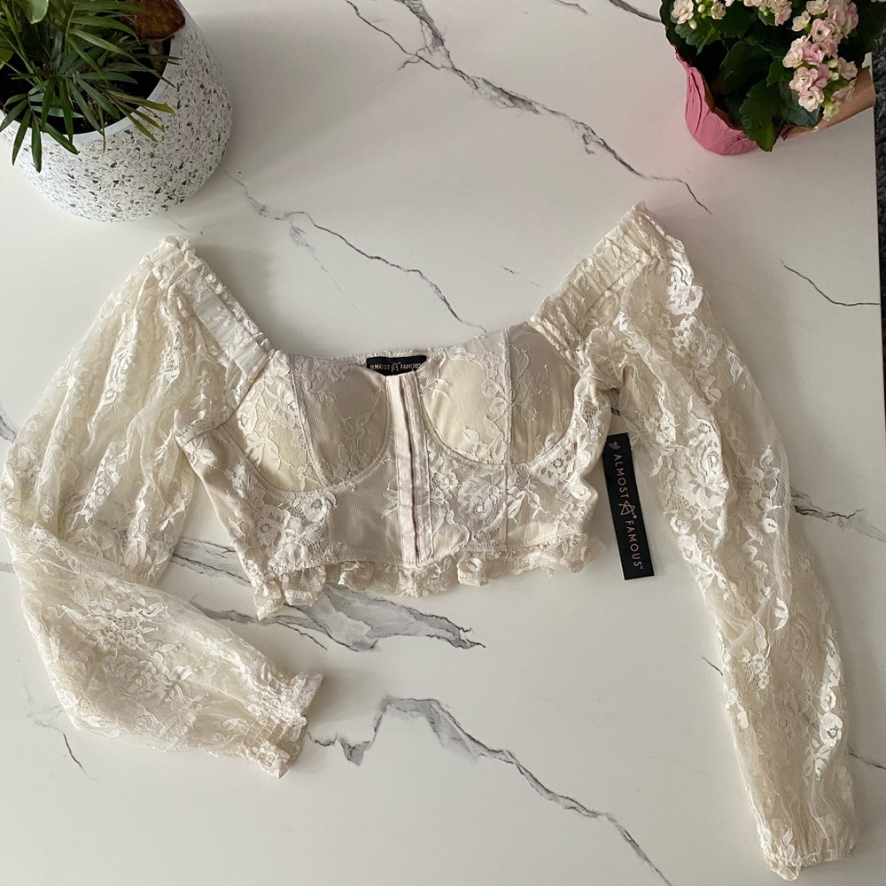 NWT Lace corset long sleeve top - Picture 2 of 5